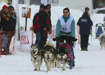 Damien avec Orion, Vintuka et Kala au Plateau du Retord 2010